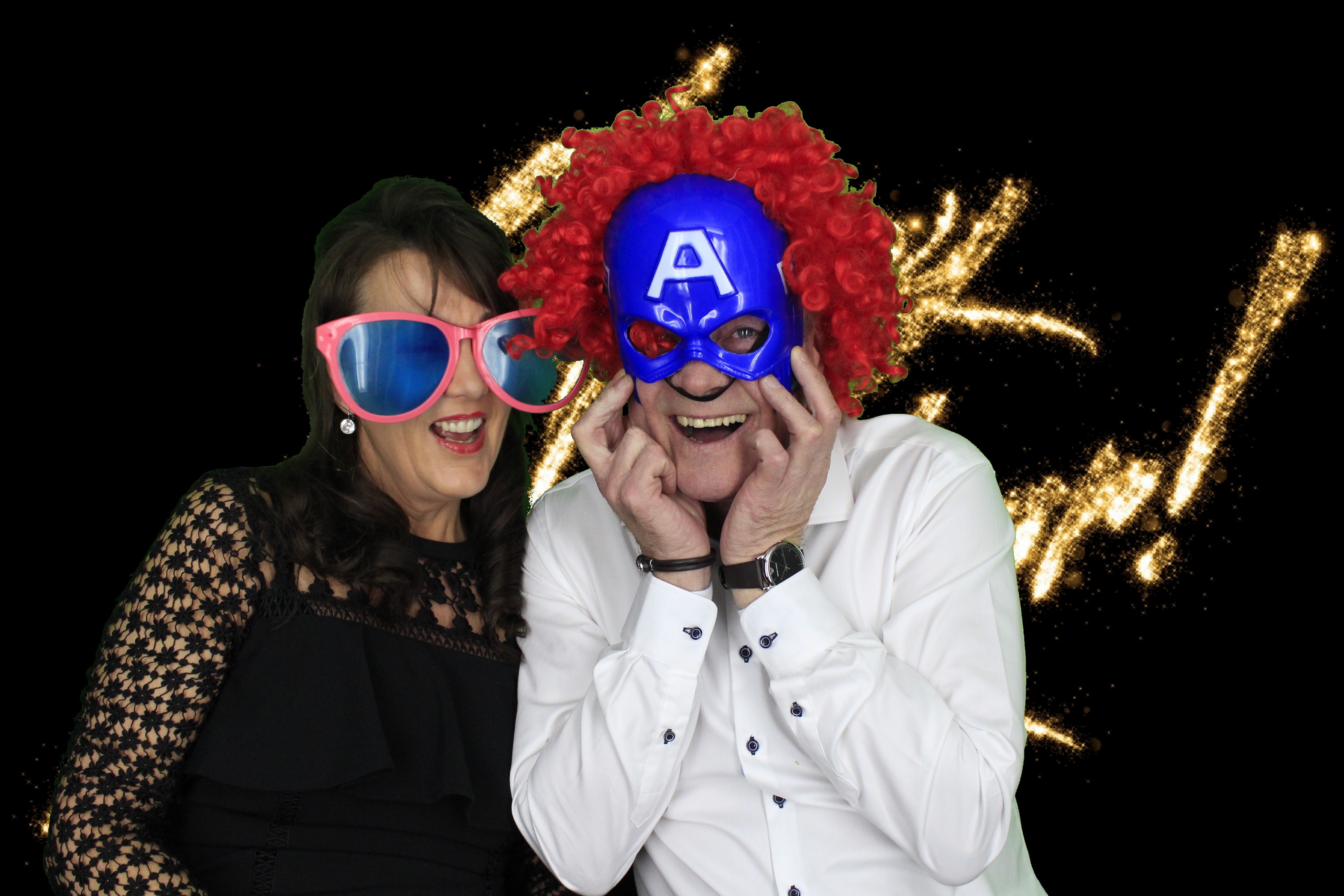 New Years Eve Party Silvermere | View more photos from the event at gallery.myphotoboothexperience.co.uk/u/MyPhotoBoothExperienceLtd/New-Years-Eve-Party-Silvermere